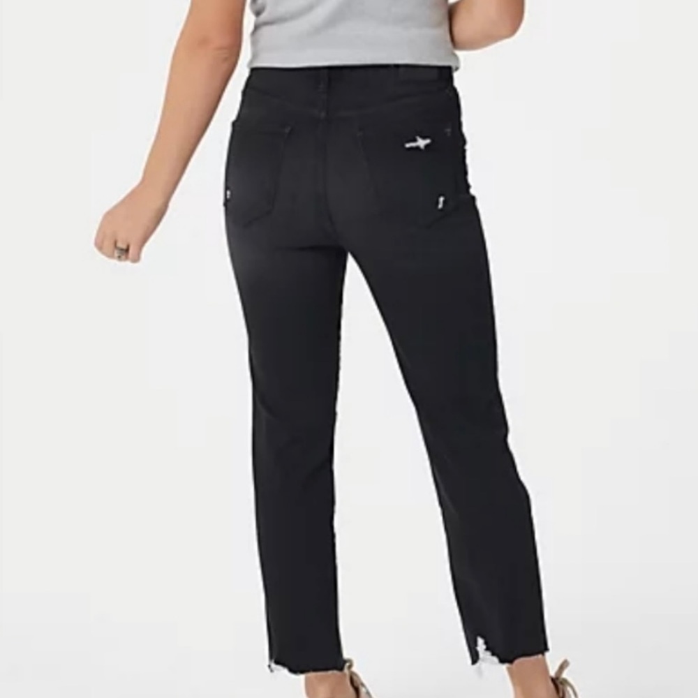 20. NWT Serra Retreat Distressed Black Jeans Size 0 - Picture 2 of 9